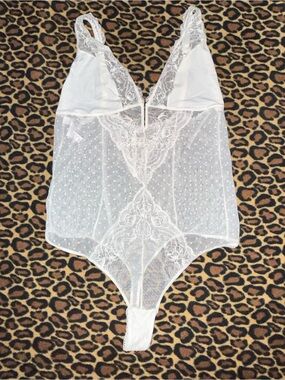 NWOT Auden White Lace & Sheer Mesh Bodysuit Size XL
